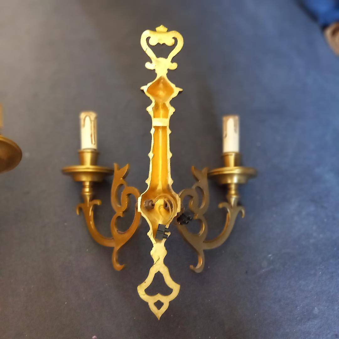 Pair of English Georgian style gilt bronze wall lights