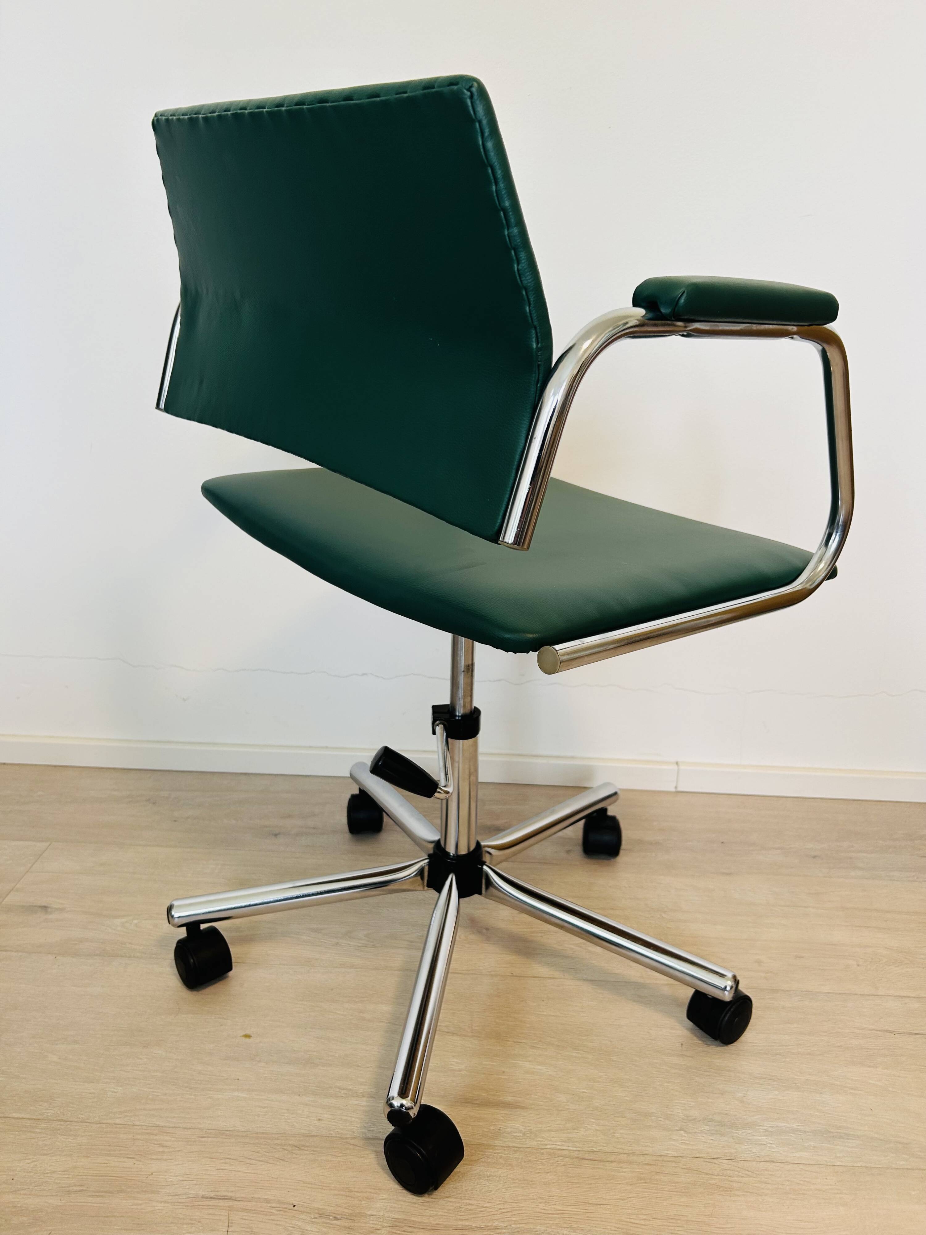 Fully Restored Kovona Office Chair K-385, Czechoslovakia 1970’s