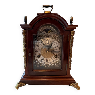 Coach clock – Wuba Warmink. Wood, bronze.