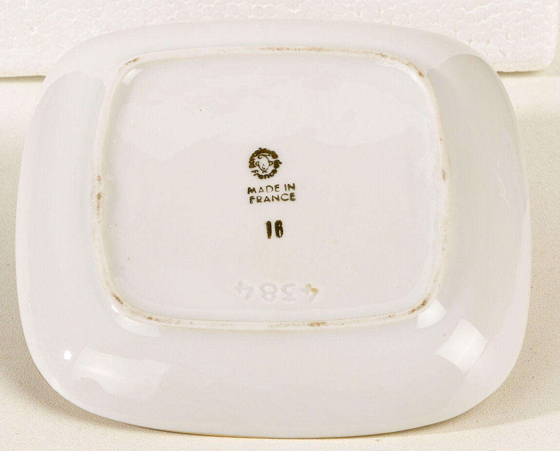empty ashtray pocket La Boisserie Charles de Gaulle Colombey the 2 porcelain churches France
