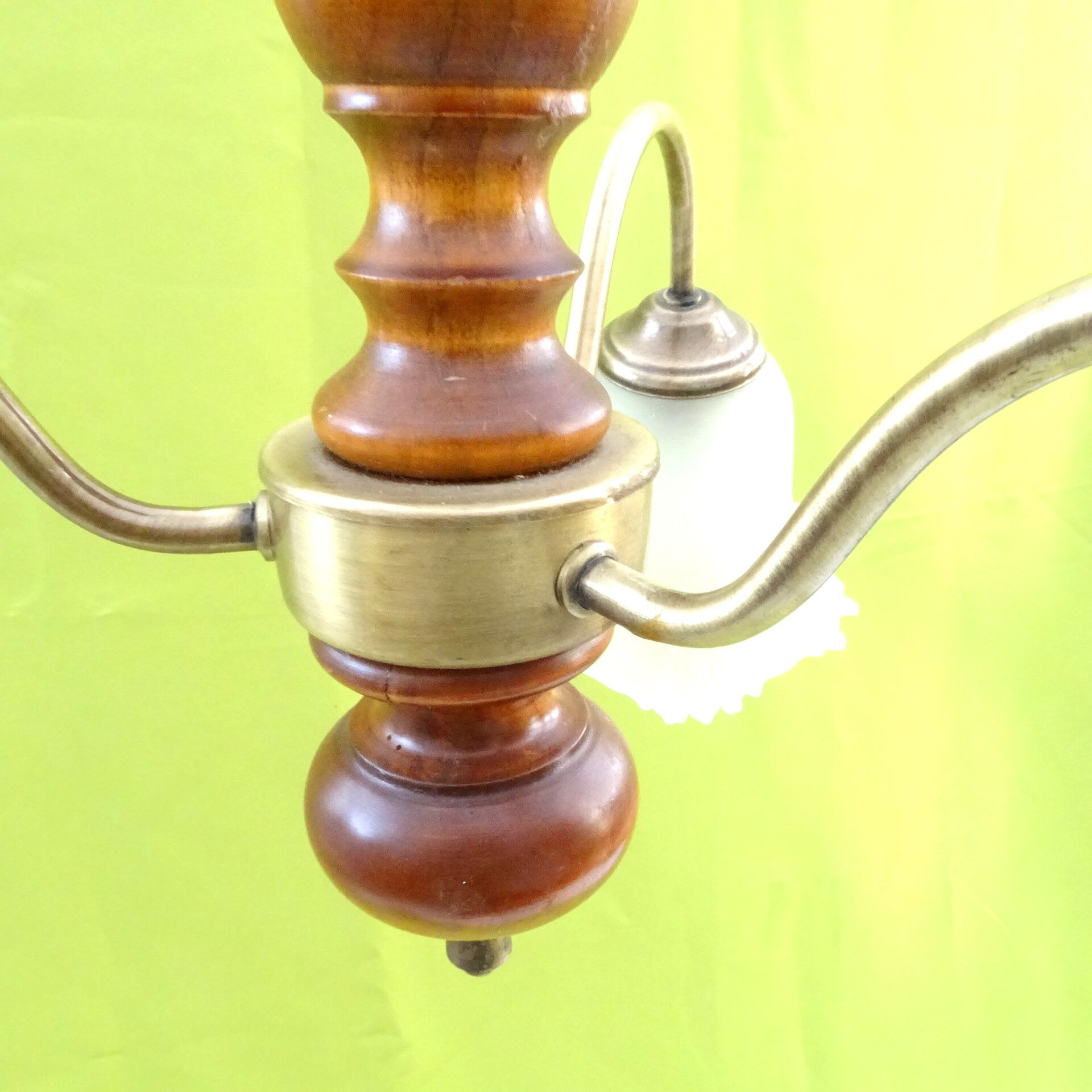 3-branched chandelier in opaque glass