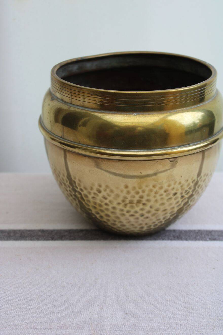 Cache-pot en laiton doré