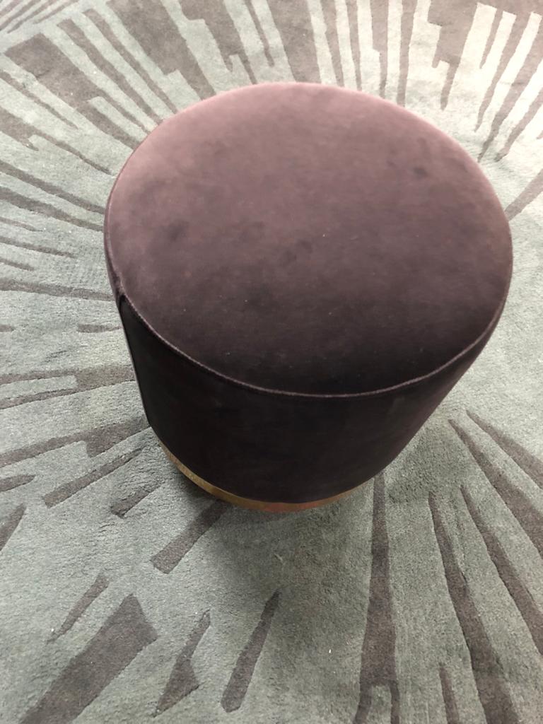 Stool velours gris Red Edition