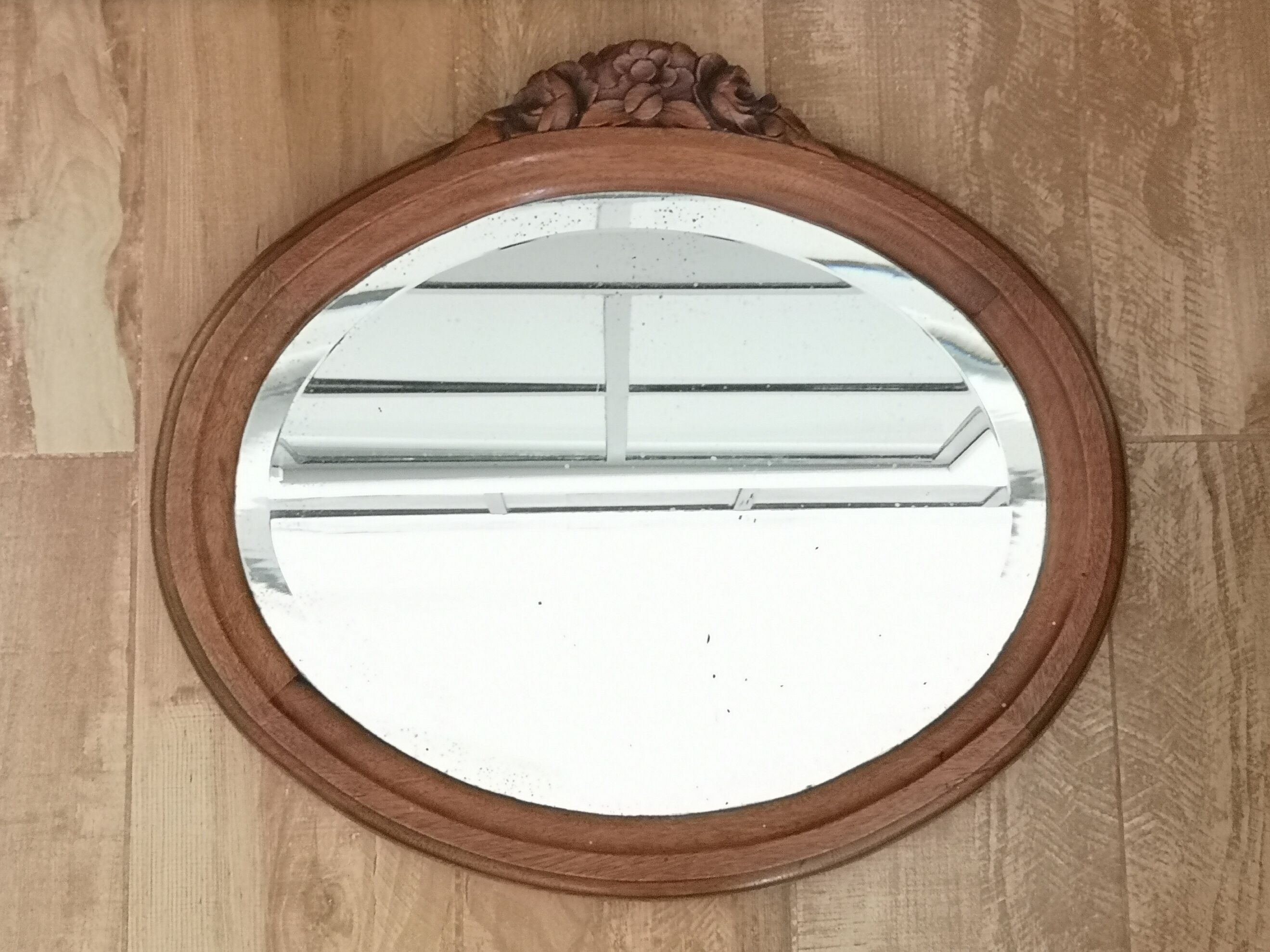 Oval mirror