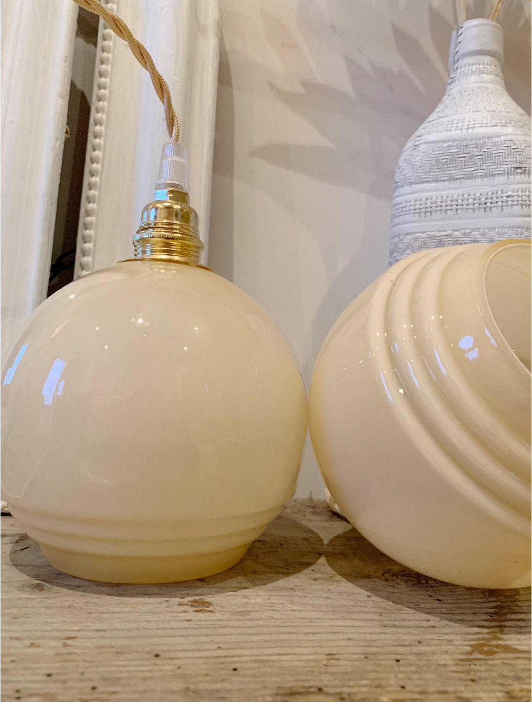 Beige opaline walker