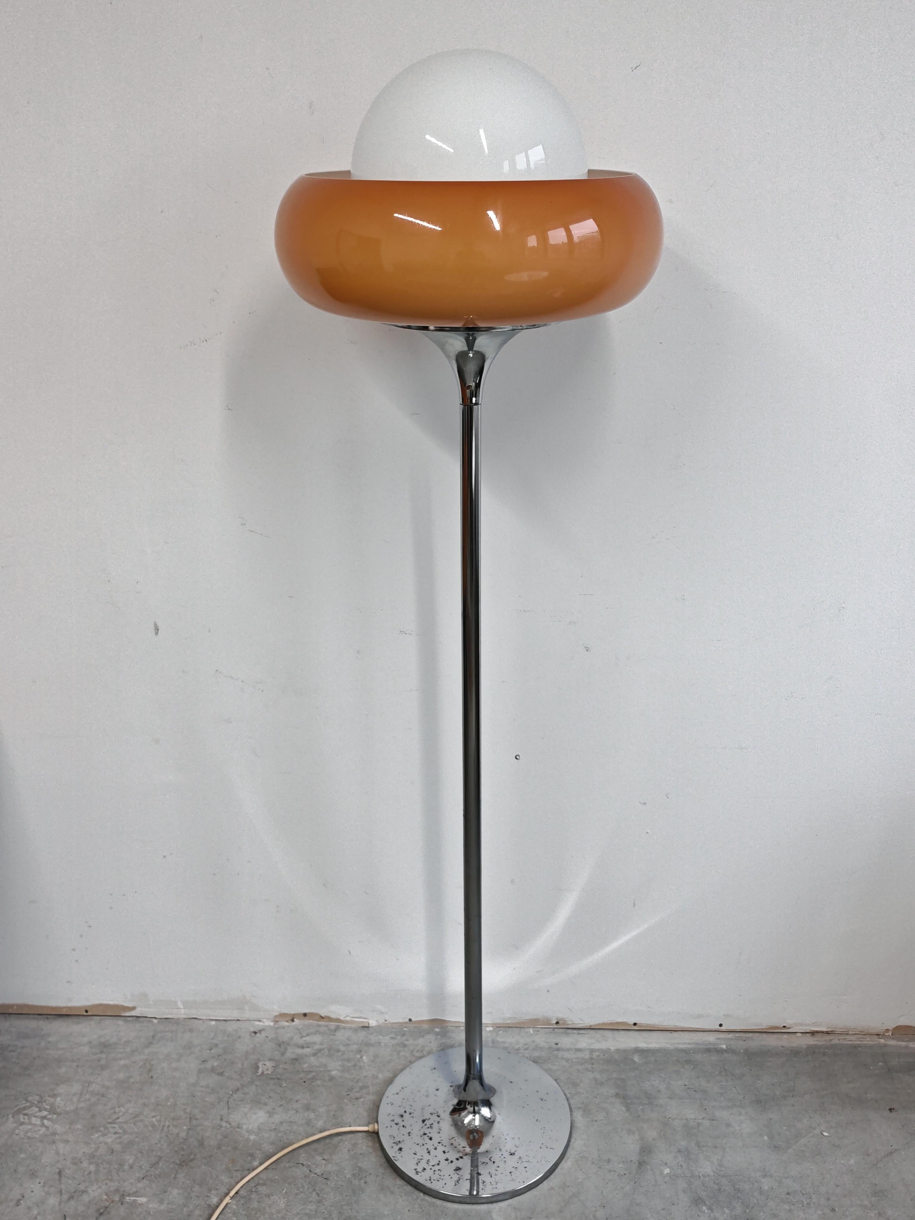 Mid Century Modern Floor Lamp "Jadran" or "Tulip" by Harvey Guzzini