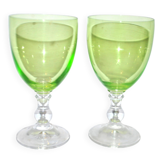 2 verres à vin, chartreuse Roemer en verre vert