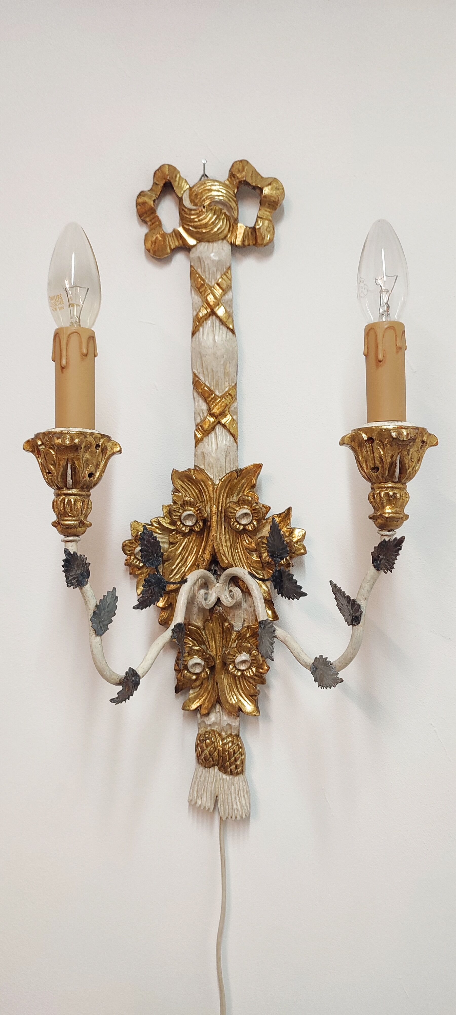 Polychrome beech wood sconces. Spain 1900