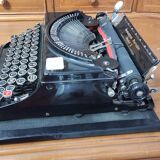 Machine a écrire remington portable modèle 5