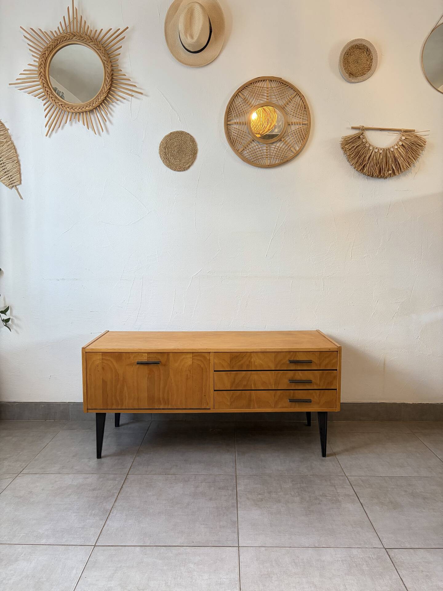 Enfilade vintage TV unit from the 1960s.