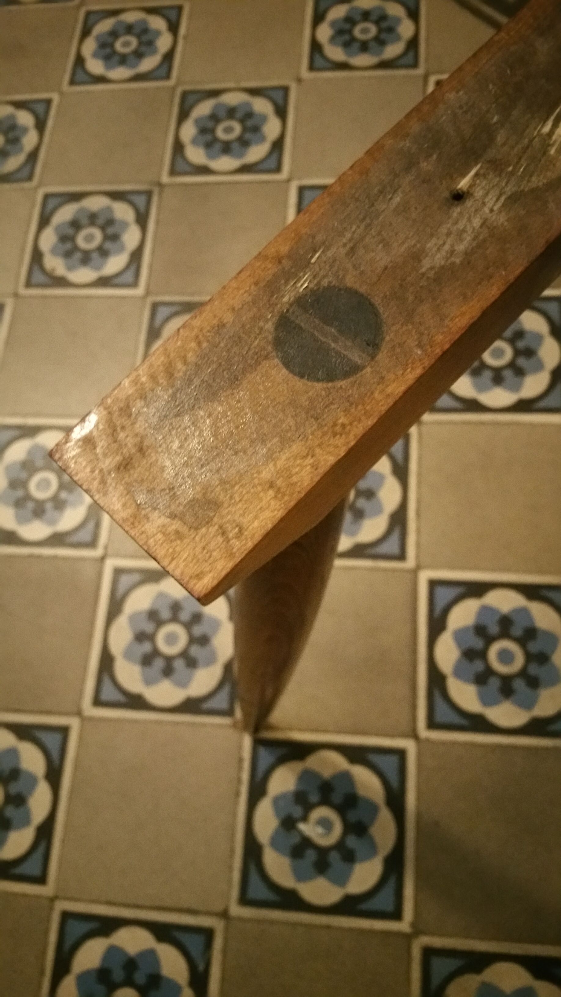 Table low tripod 50/60s black Skai kidney shape