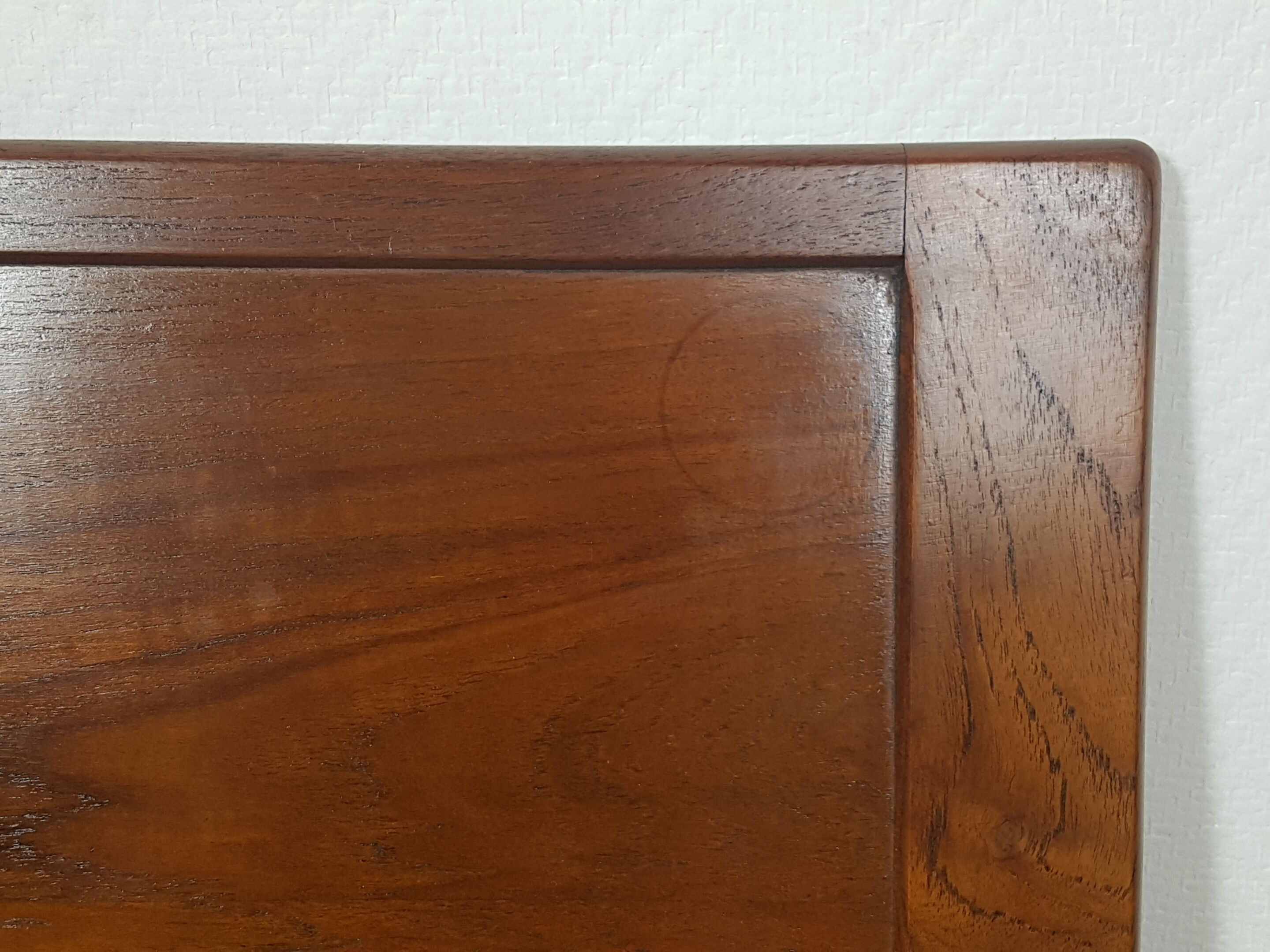 Scandinavian 70s dessert or mini-bar