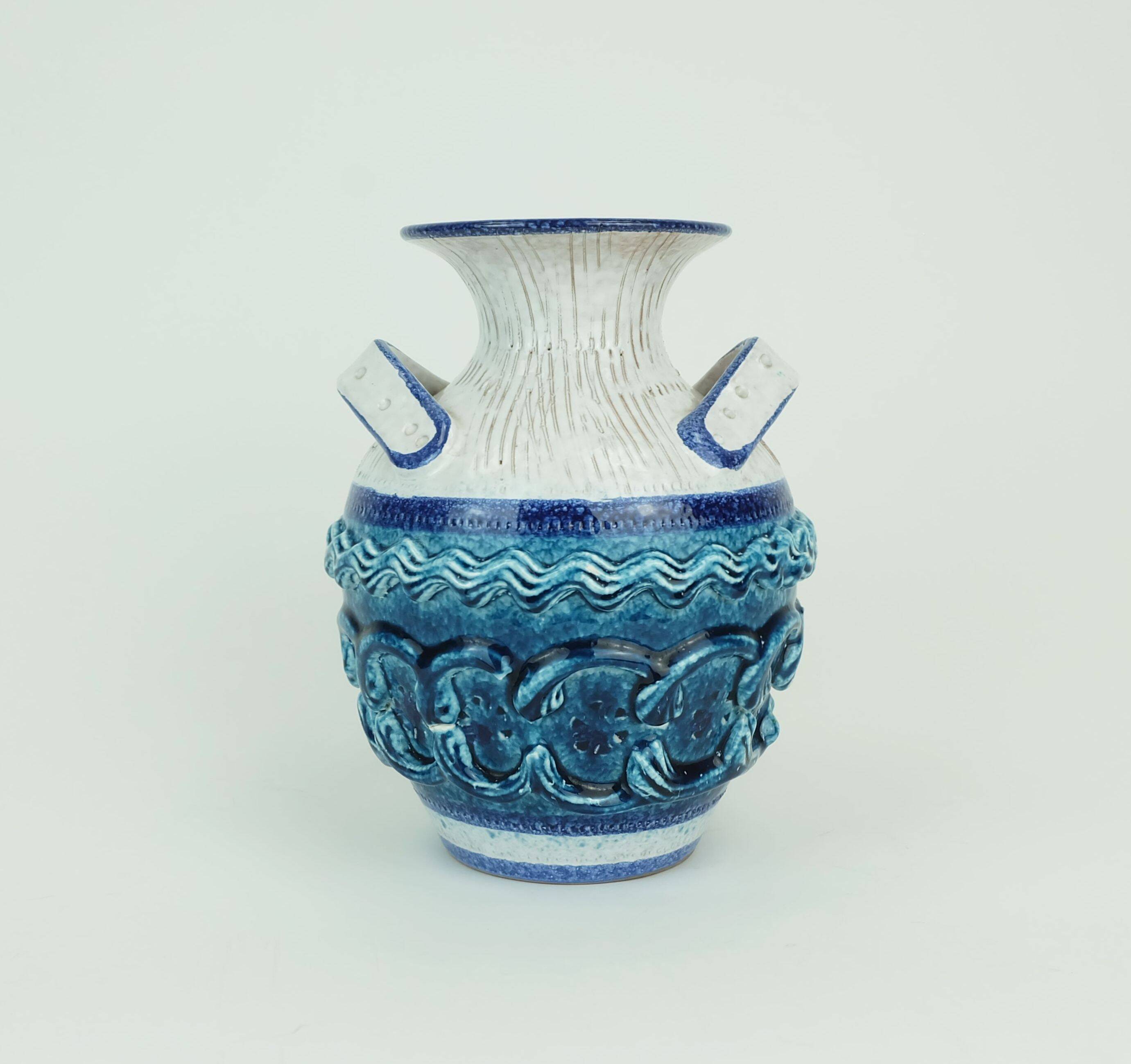 italian mid century VASE nuovo rinascimento relief decor white blue turquoise