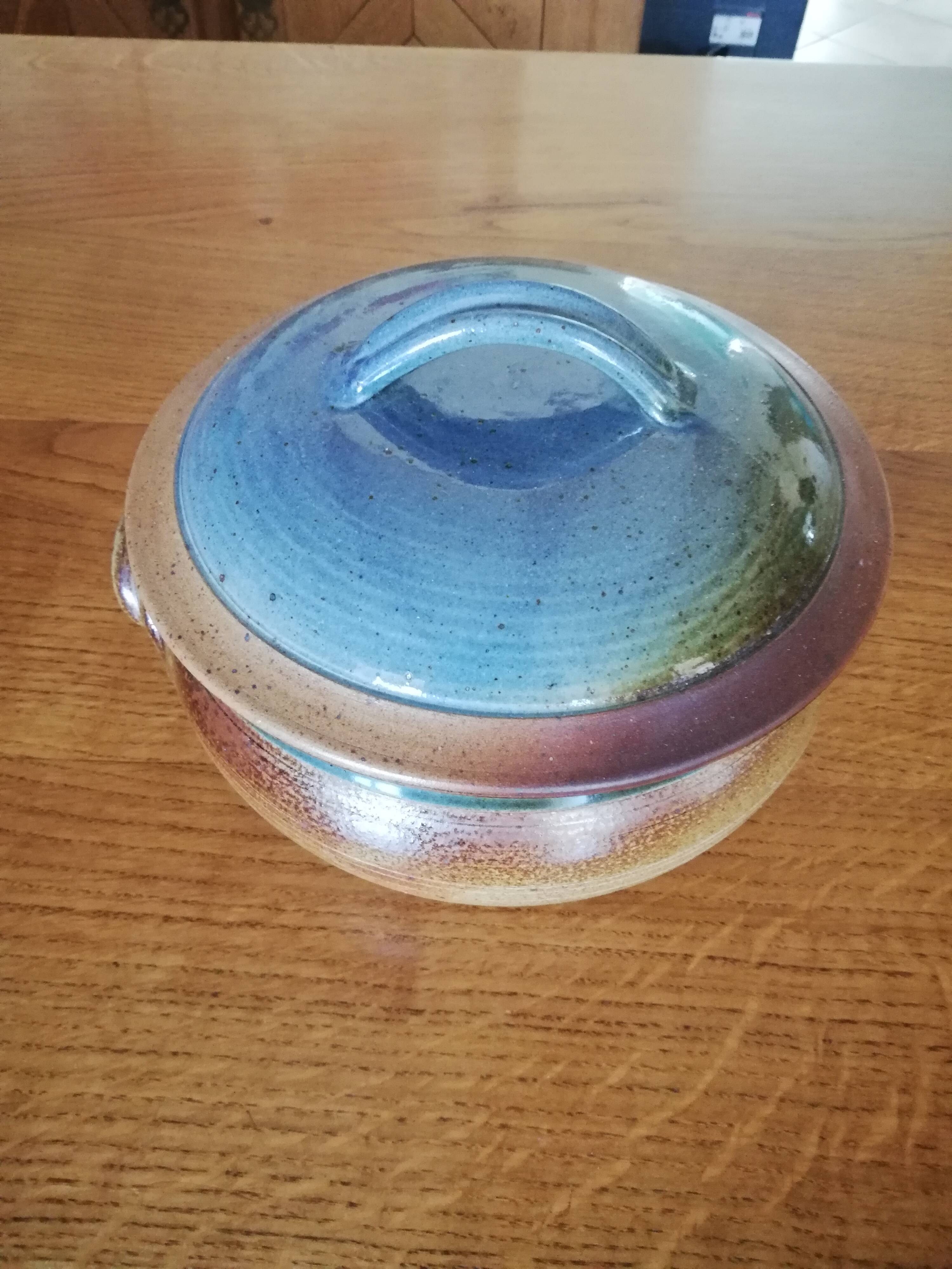 Corsican artisanal pottery