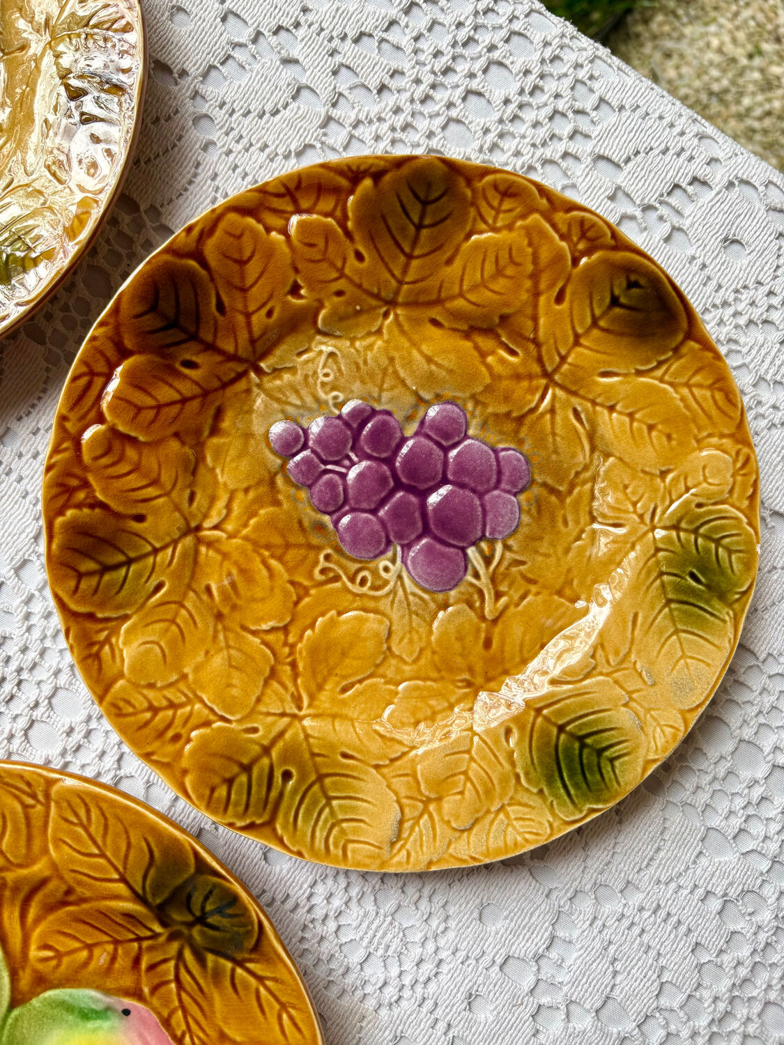 6 dessert plates barbotine Salins-les-Bains