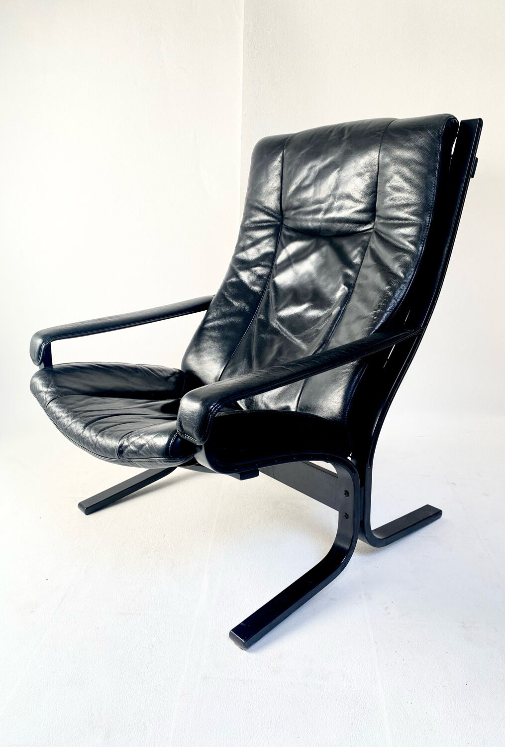Leather armchair  model "siesta" by ingmar relling