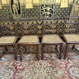 4 chaises cannées de style Louis XIII