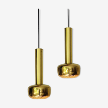 Pair pendants "Guldpendel" in brass design Vilhelm Lauritzen Louis Poulsen, Denmark