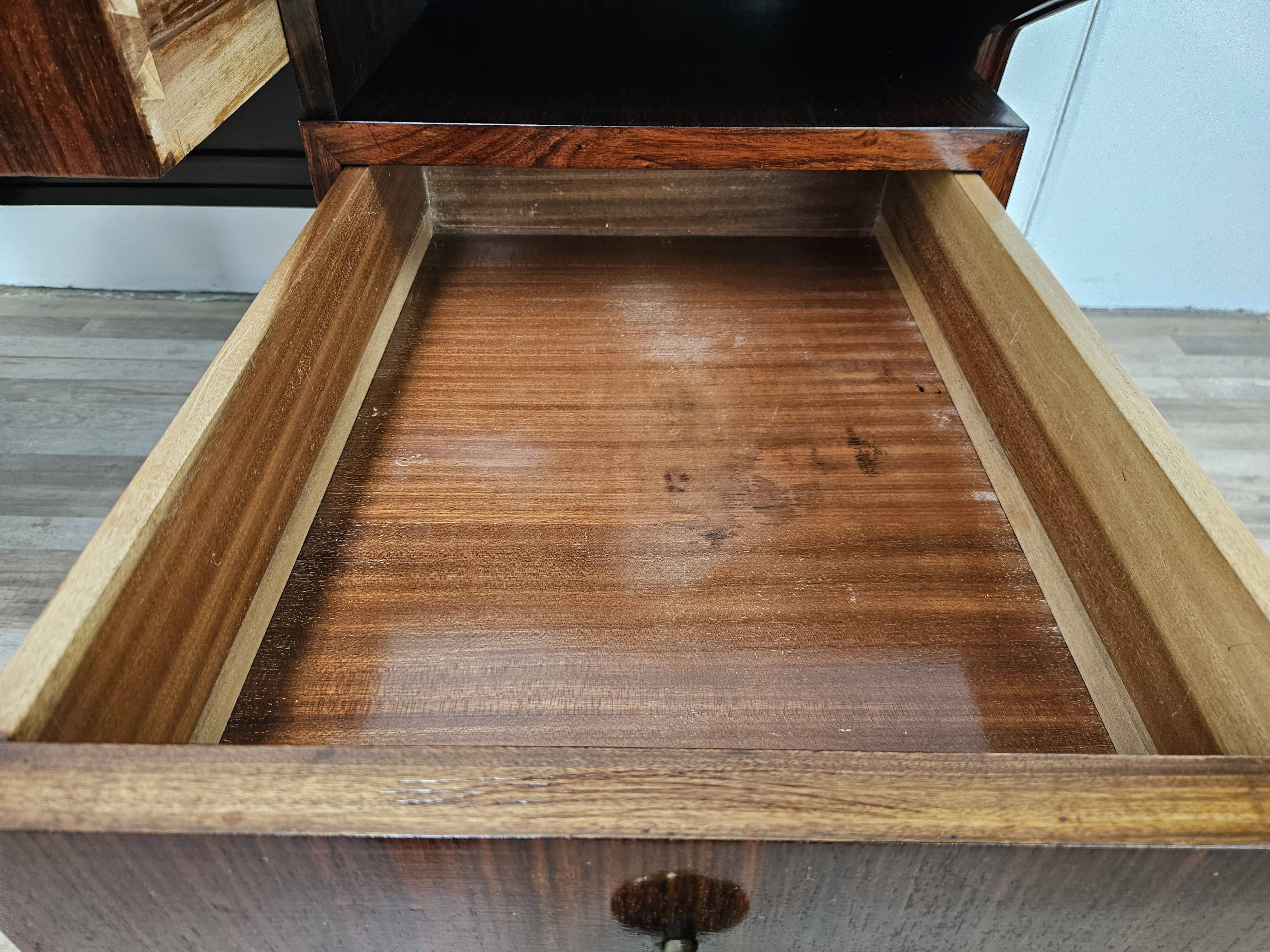 Executive Art Decò desk in exotic wood, glass, and brass