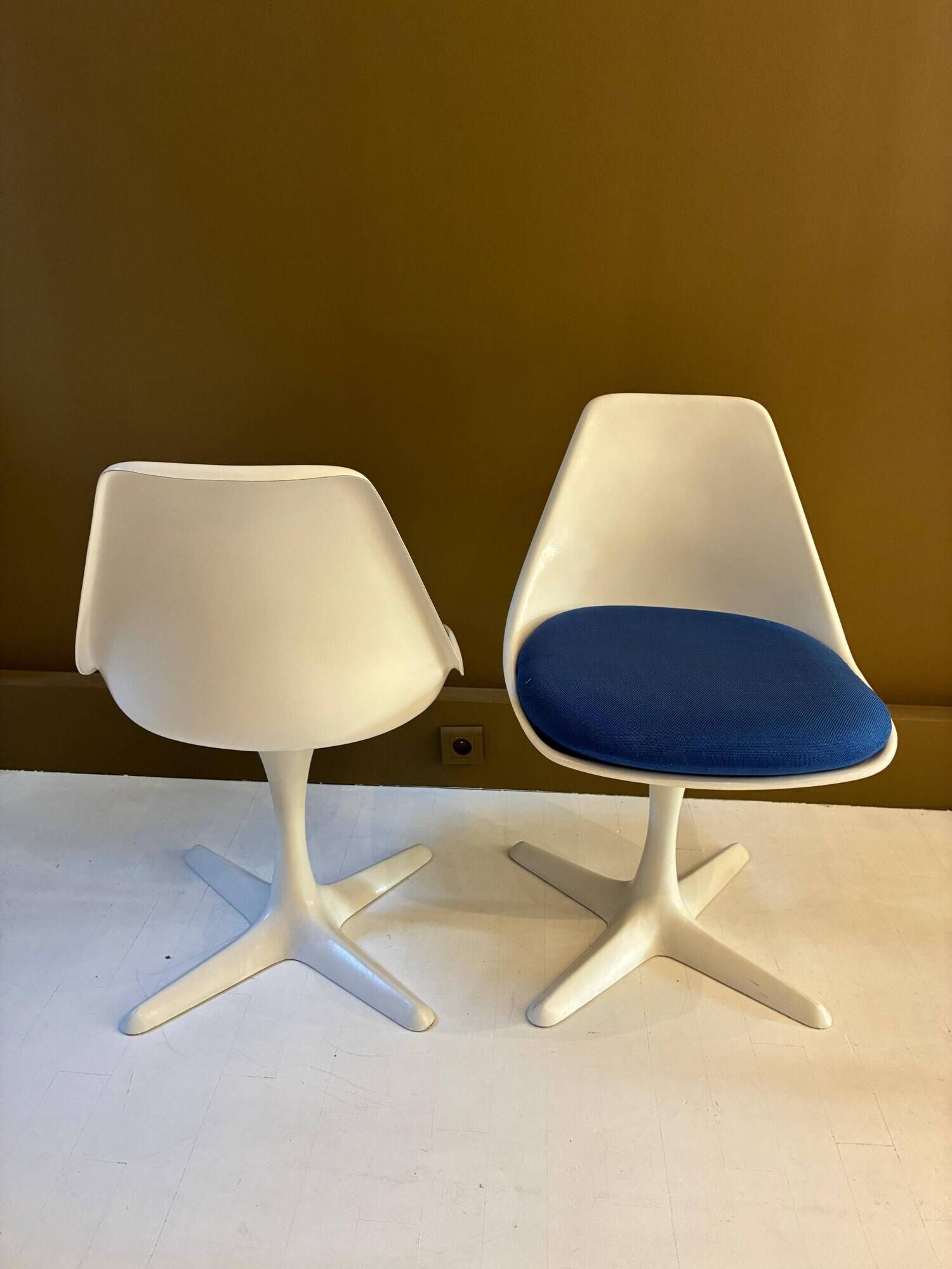 Set of 4 Maurice Burke chairs for Arkana, 1970