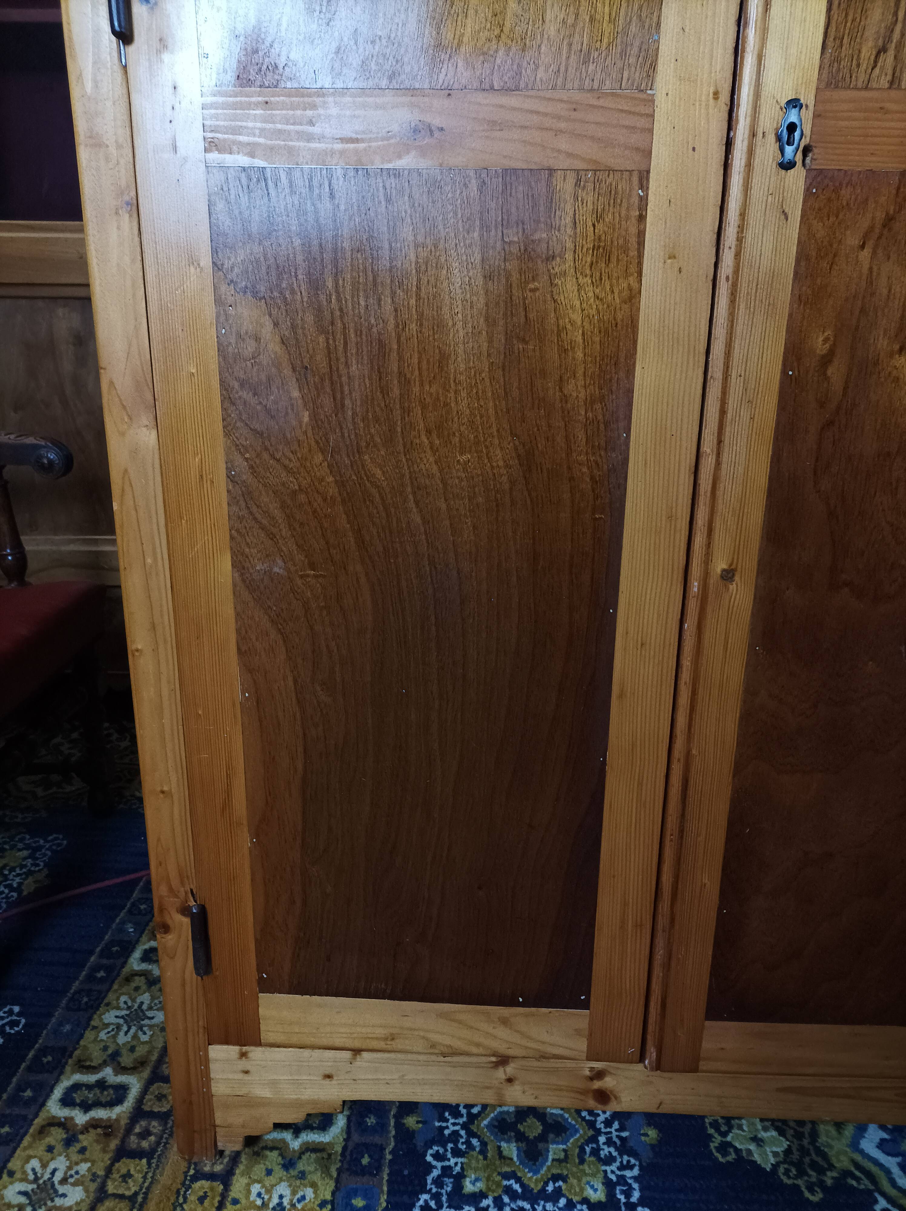 Parisian pine cabinet