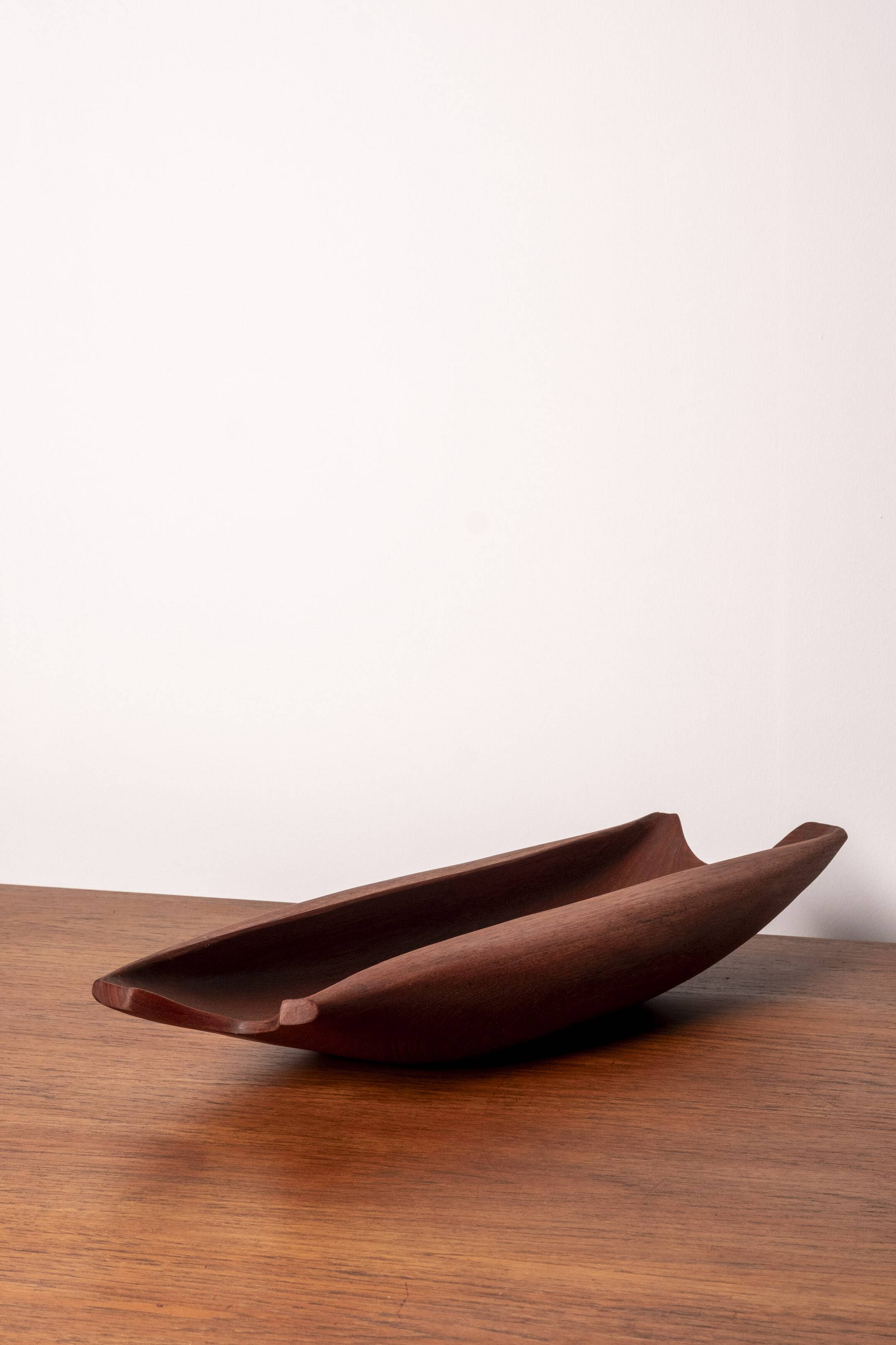Organically Carved Serving Tray in Teak, 1950s Denmark