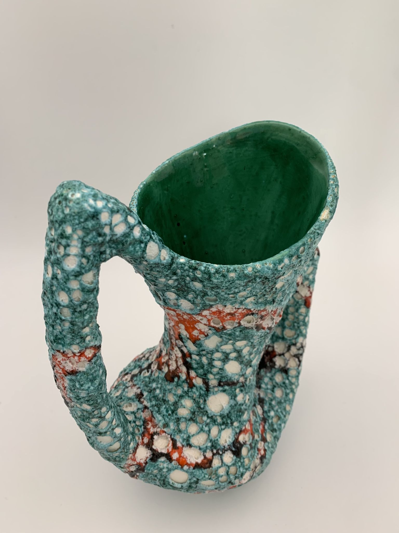 Vase vintage en céramique de vallauris, émail « fat lava » années 1960