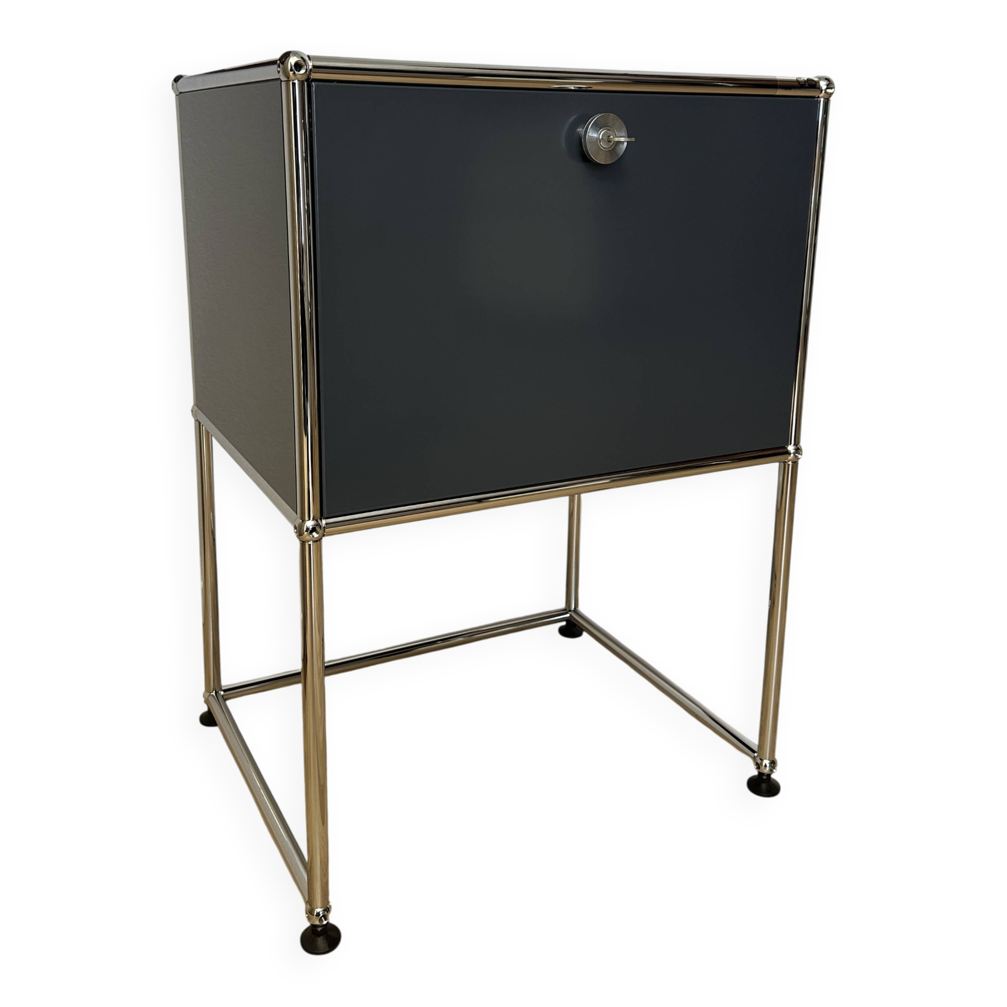 USM Haller side table in Anthracite Grey