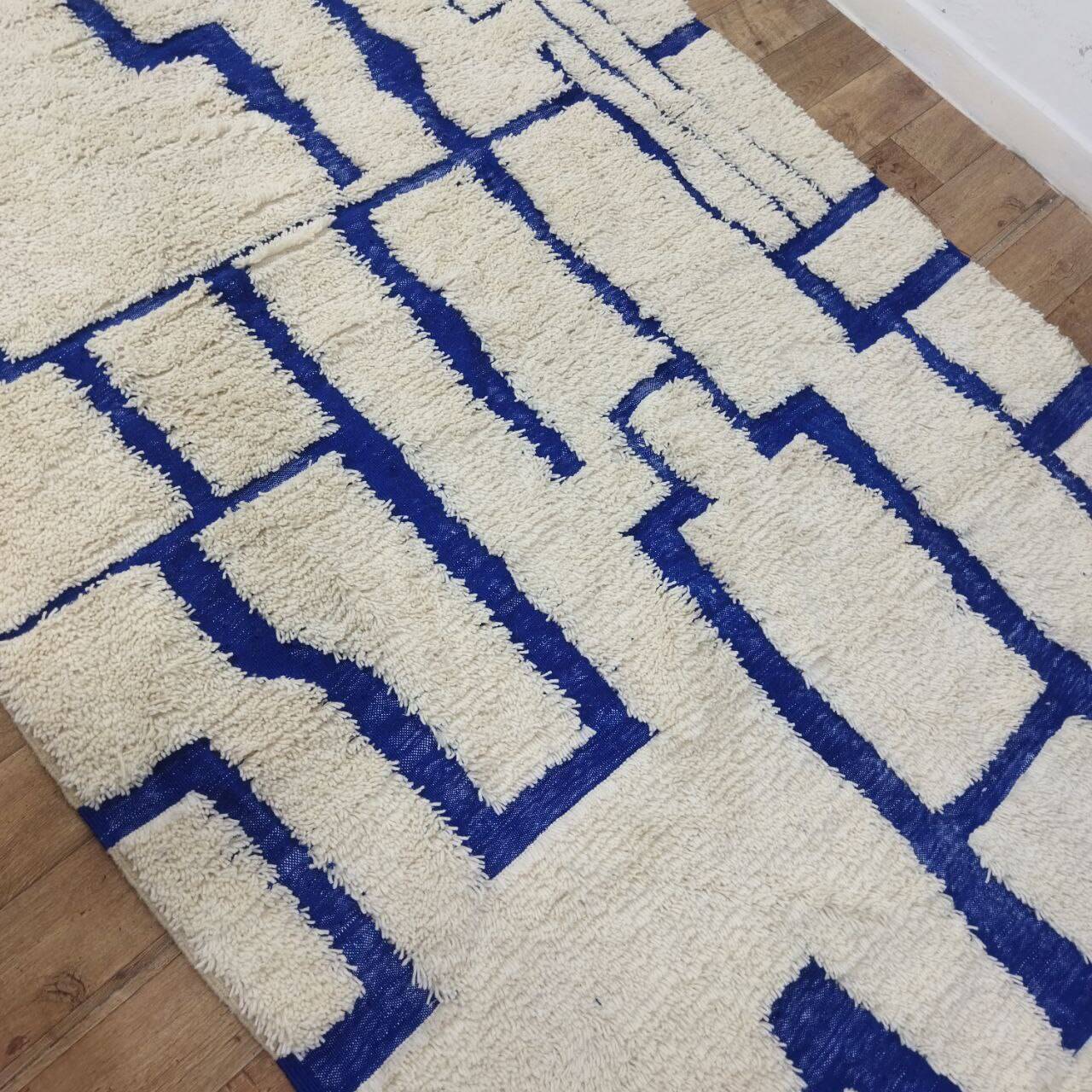 Azilal vintage rug 310x200 cm - Blue geometric patterns