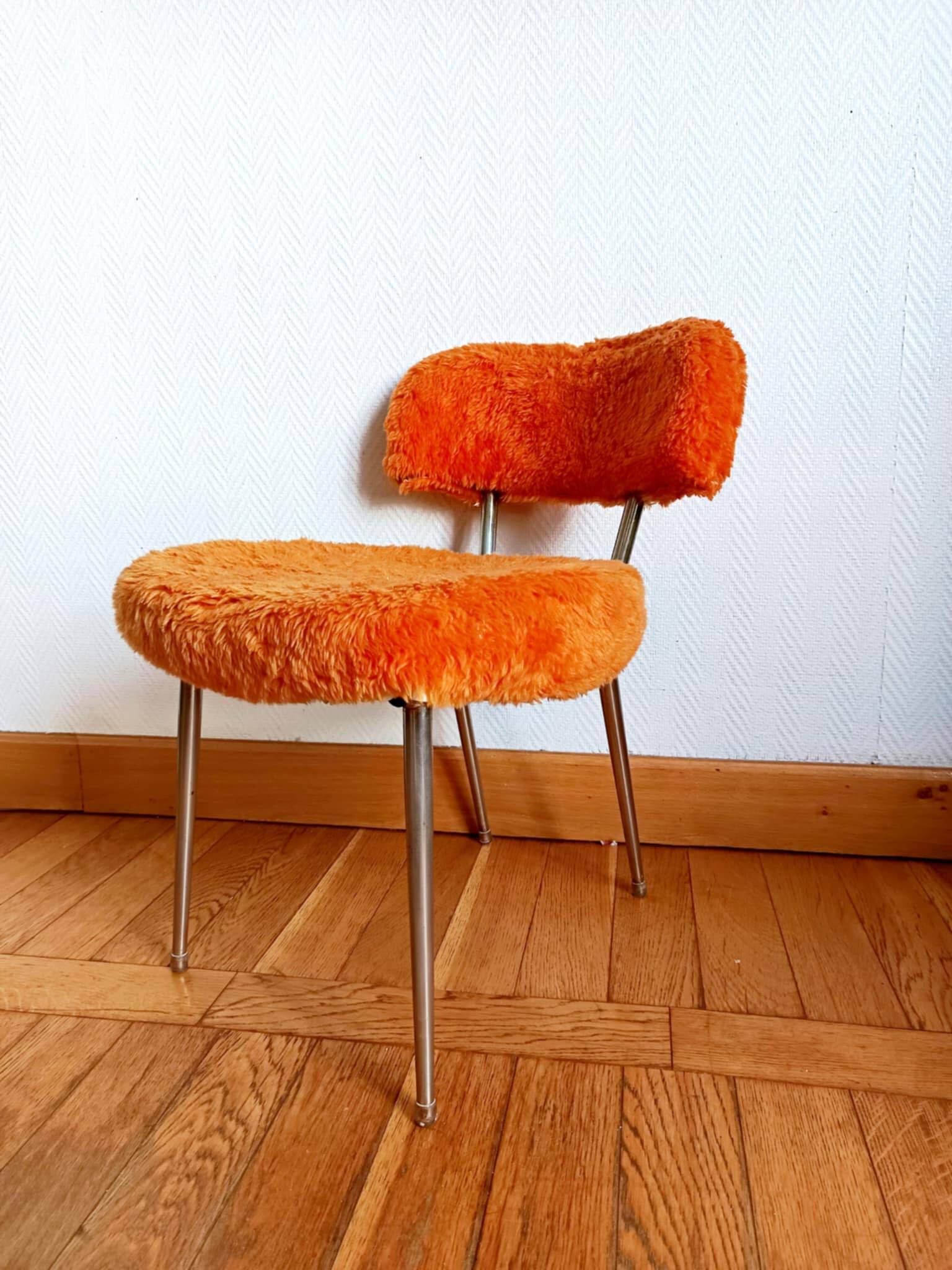 Pelfran orange fluffy chair