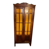 Small Parisian wardrobe