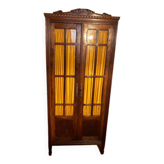 Petite armoire parisienne