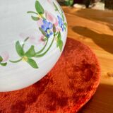 Flowery ceramic lamp