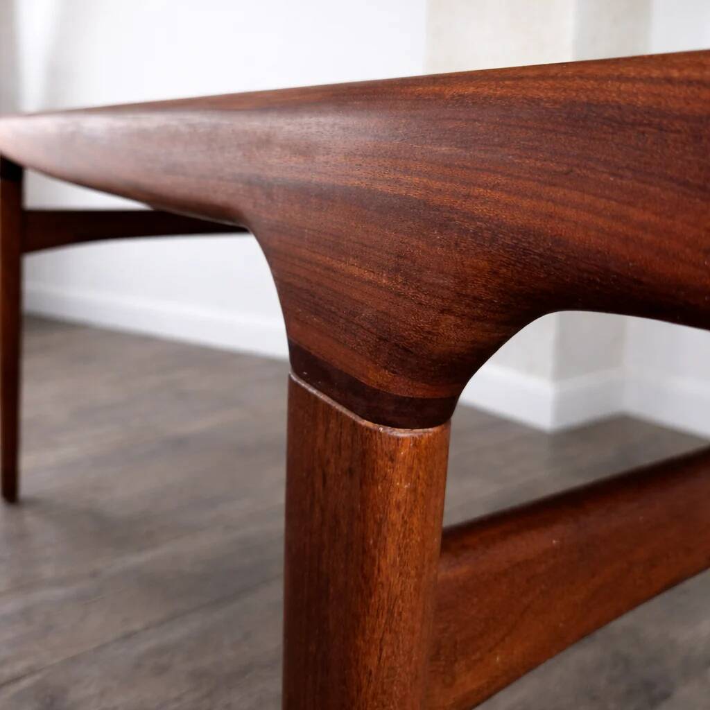 Table à manger en teck avec extension par Johannes Andersen, pour Uldum Møbelfabrik, Danemark, 1960.