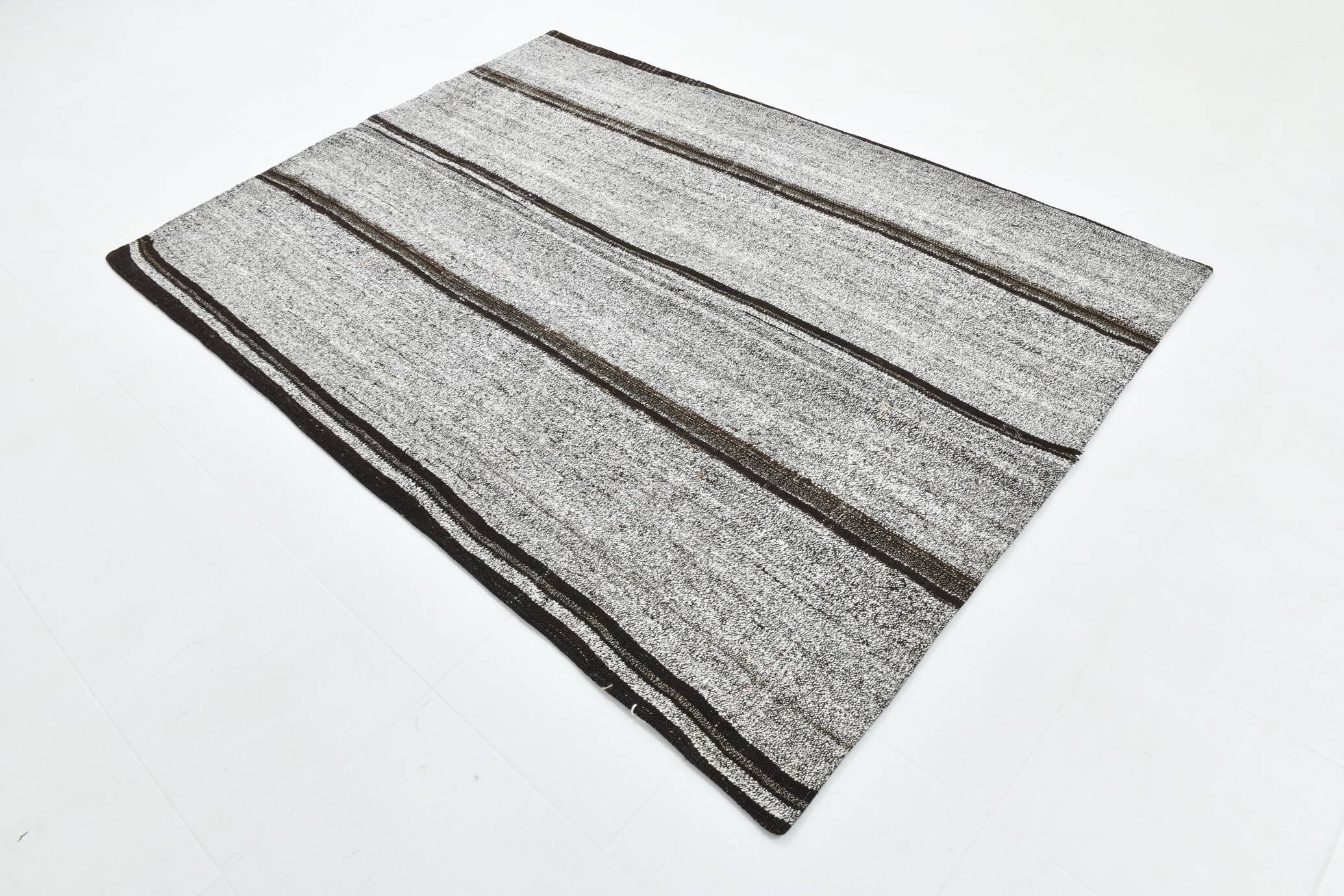 Turkish Mid Century Modern Vintage Kilim Rug, 170x230Cm