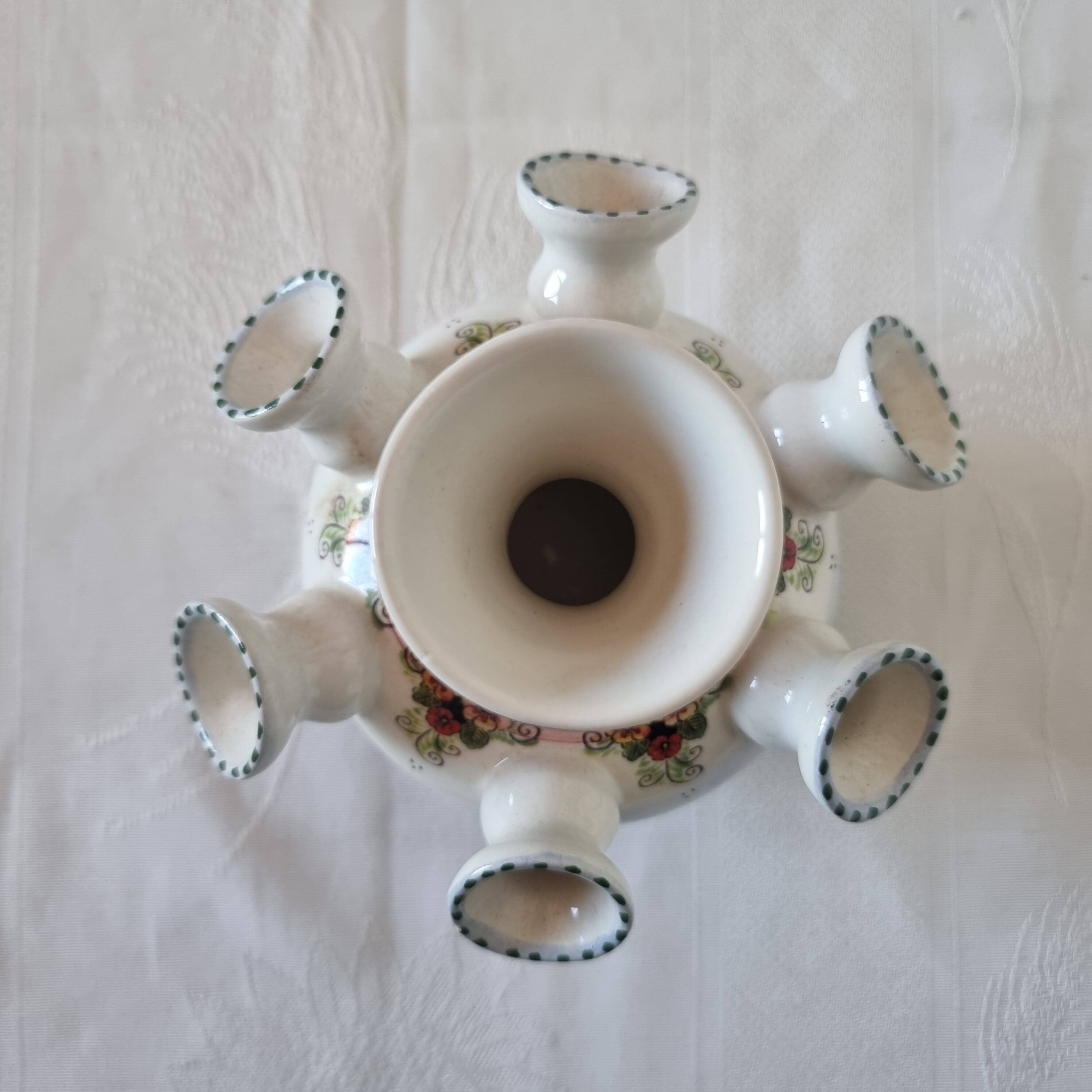 Beautiful Delft porcelain flower vase, hand painted or pitted