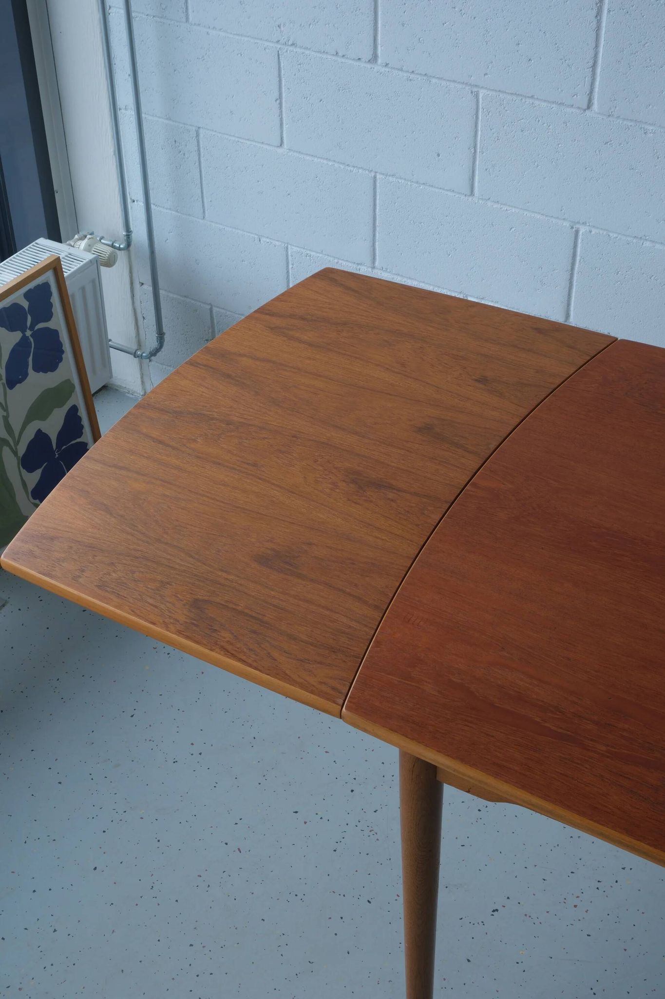 Dining table in Danish oak and teak.