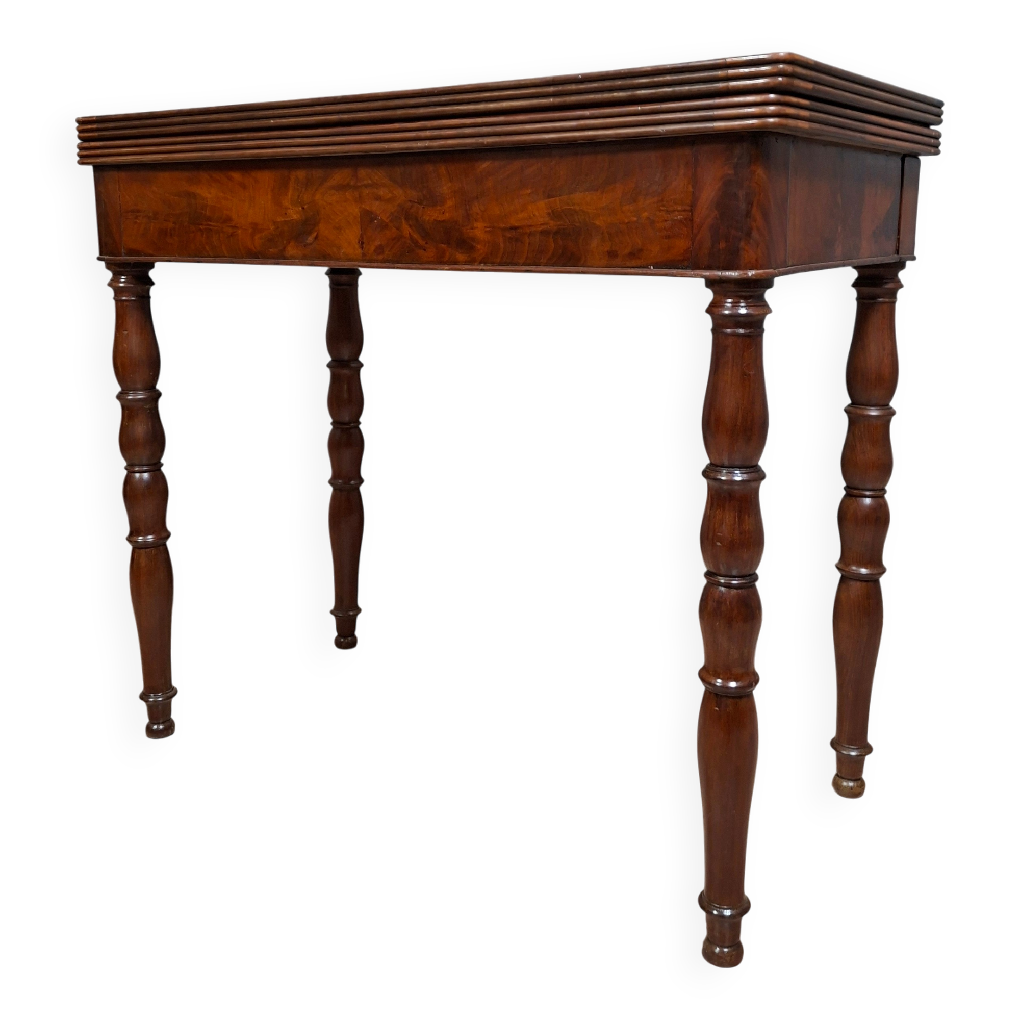 Mahogany game table – Louis-Philippe period, 19th century