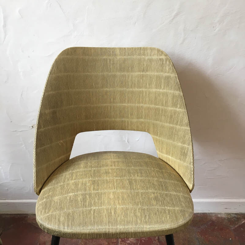 Chaise tonneau