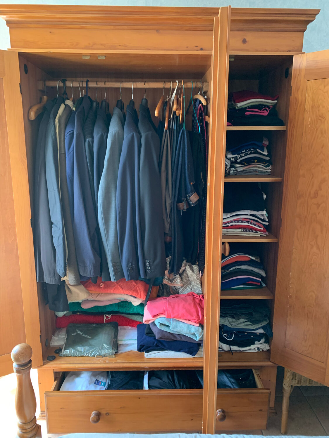 Barn brand wardrobe