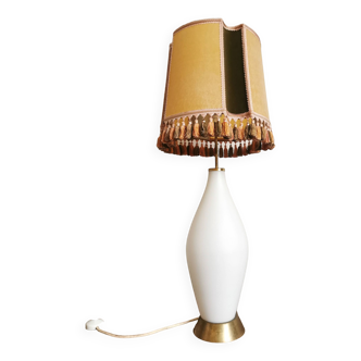 Grande lampe à poser opaline et laiton années 60