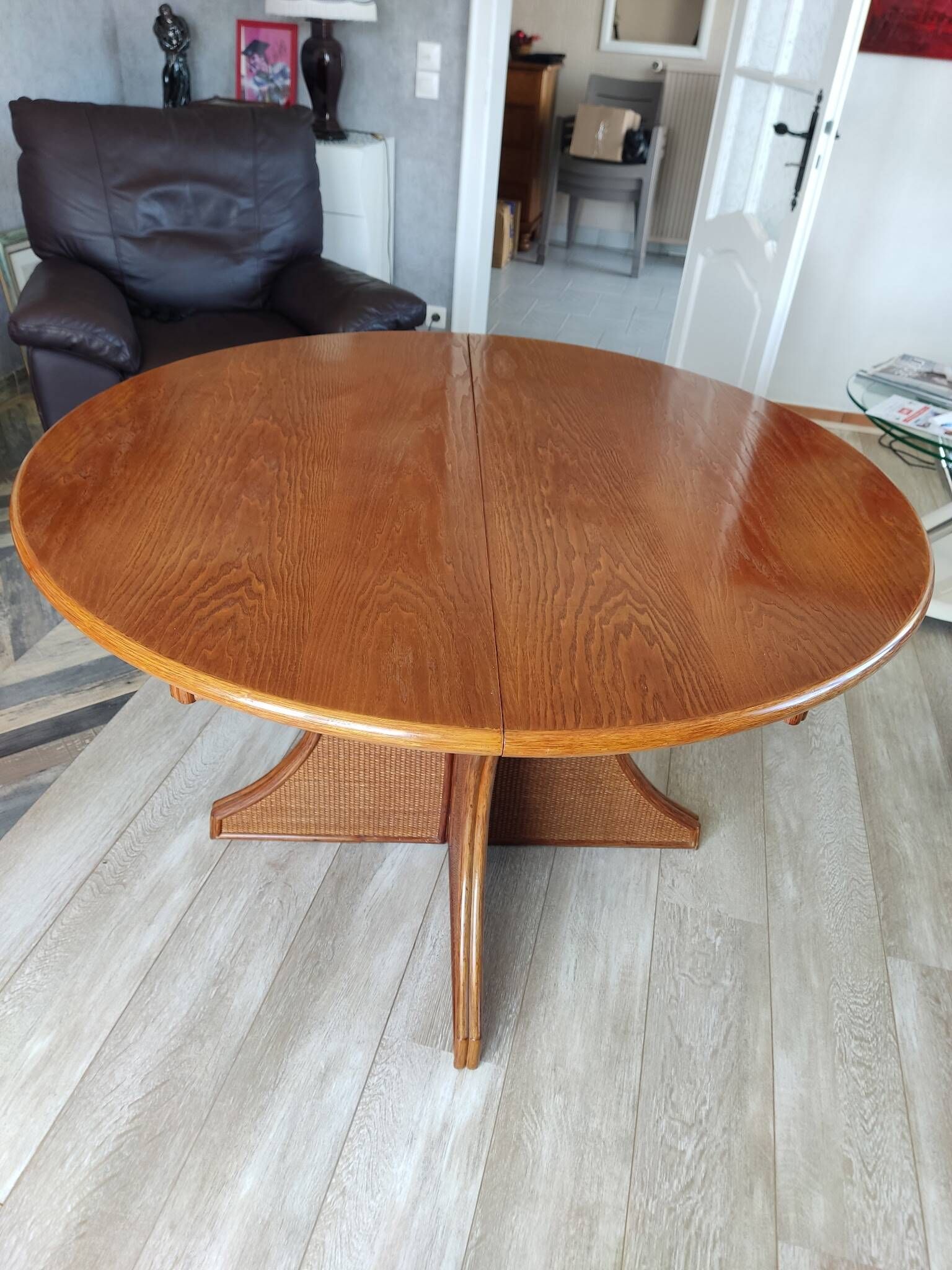 Table from the 60s/70s