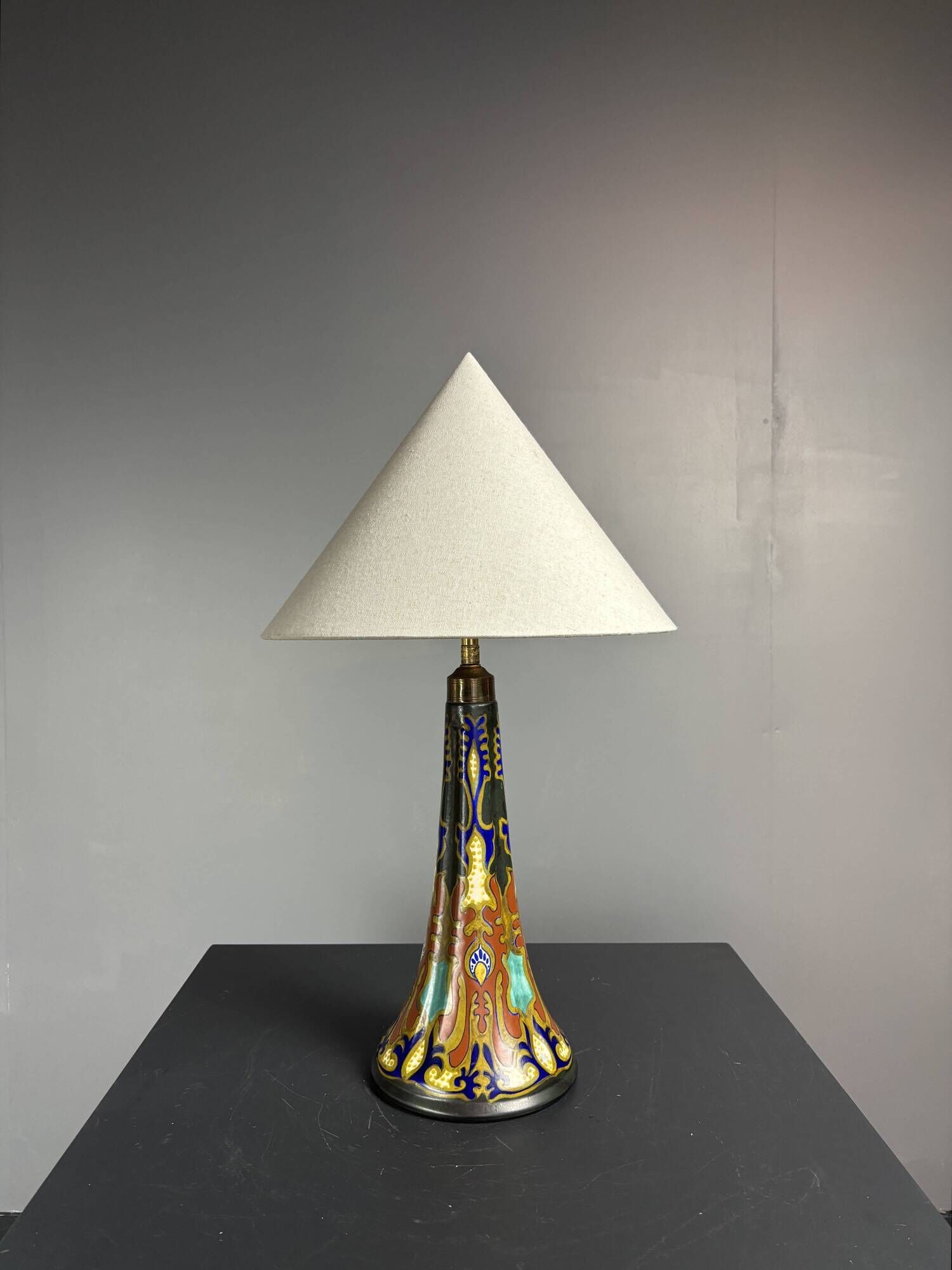 Dutch ceramic art nouveau Plazuid Gouda Pottery table lamp, 1920s