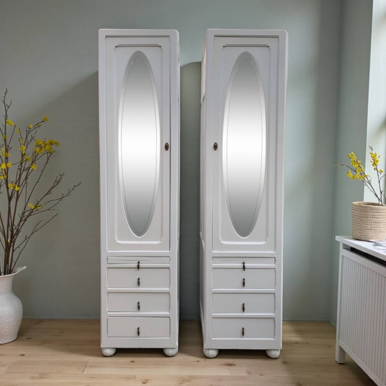 1930s Parisian double wardrobe