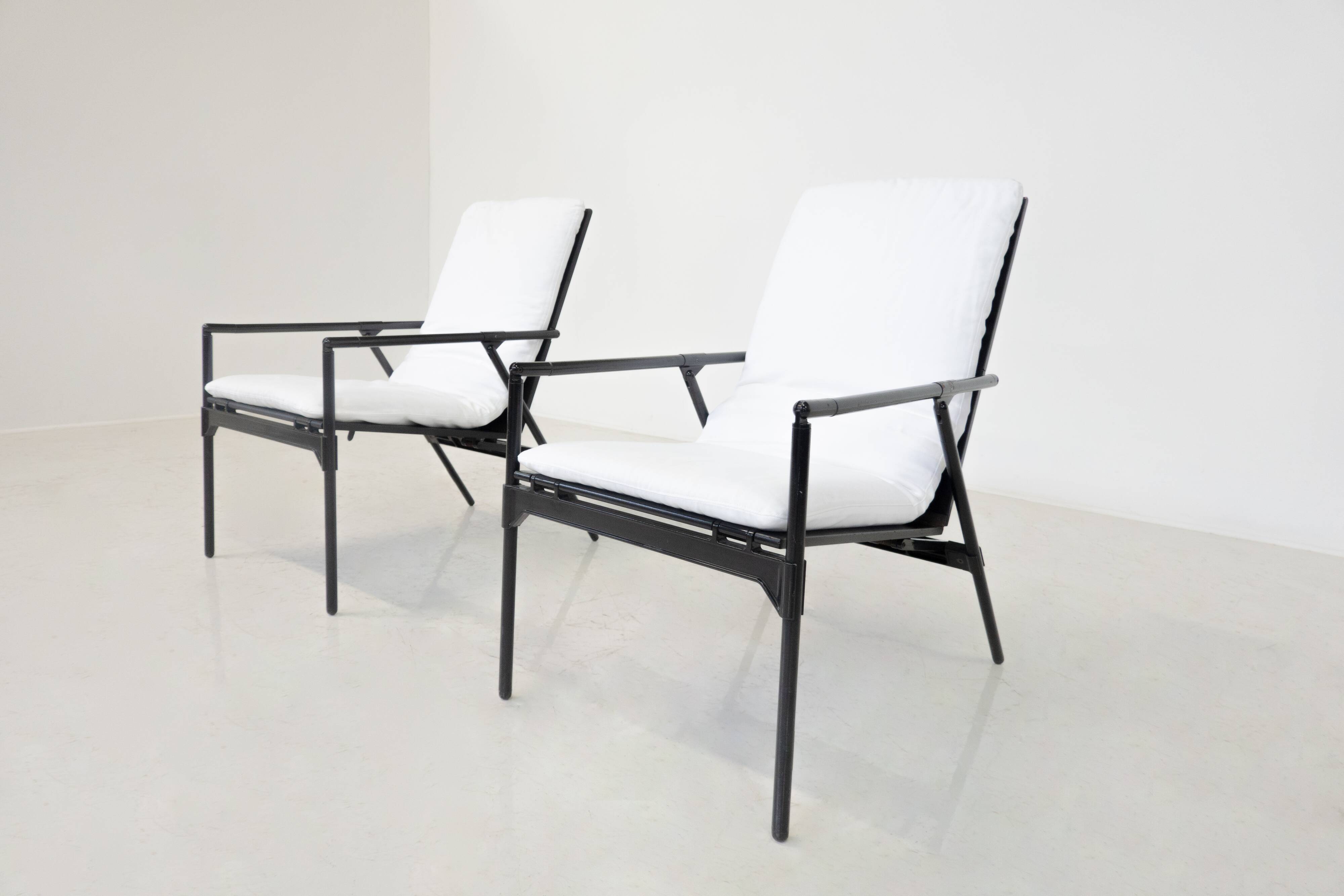 Mid-Century Pair of Foldable Armchairs Nena by Richard Sapper for B&B Italia, 1984