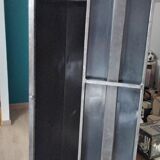 Metal closet
