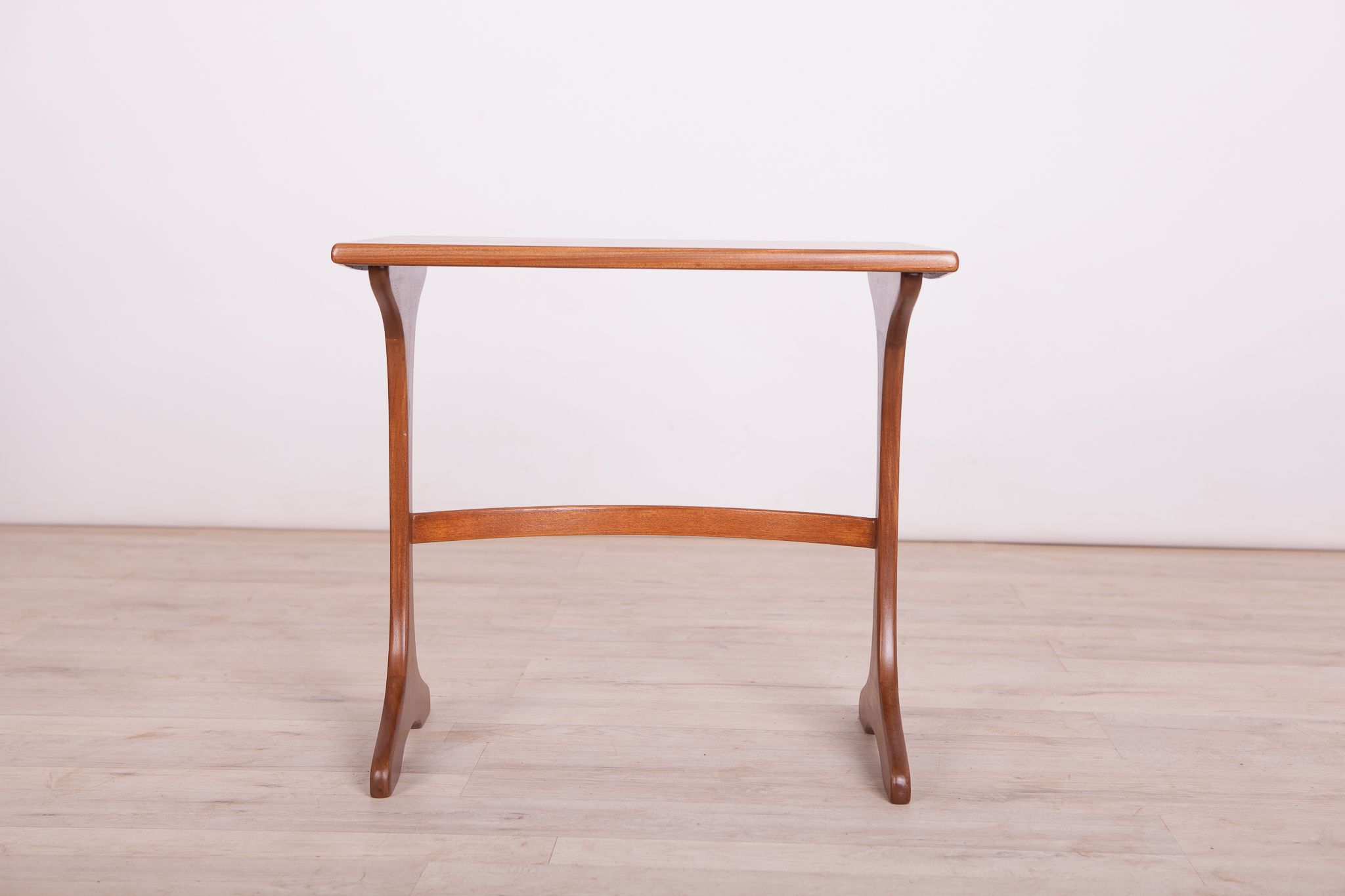 Teak pull out tables by Victor Wilkins for G-Plan, 1970