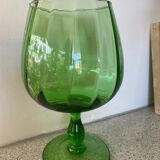 Vase en verre soufflé vert