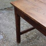 Farm table