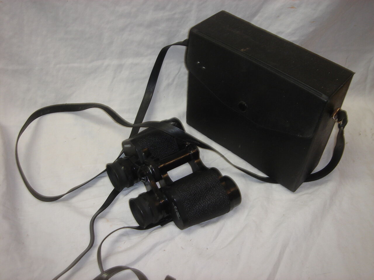 Hanimex 70 8X30 binoculars